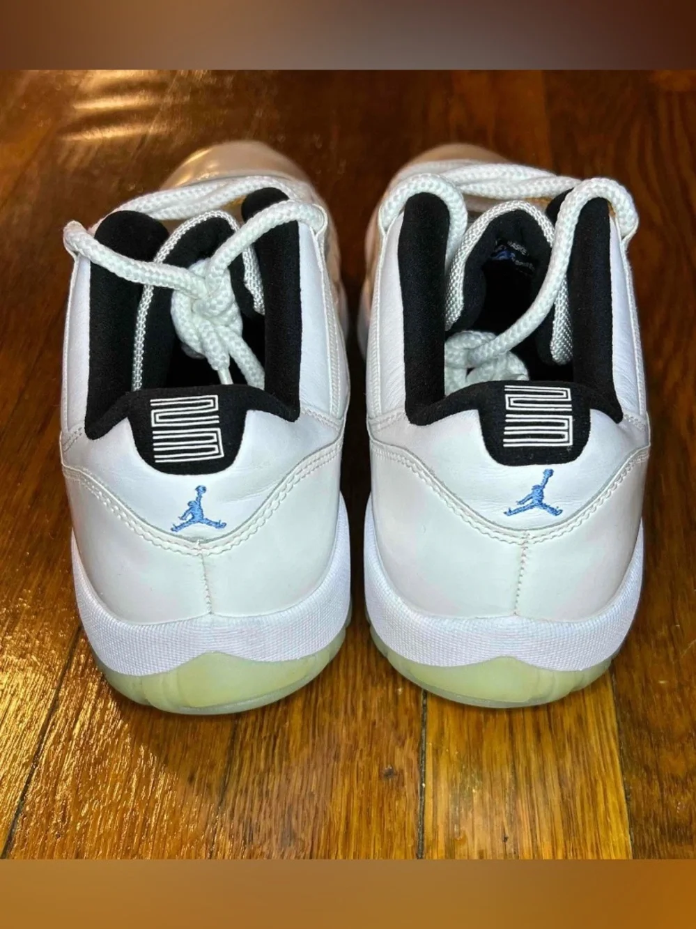 Jordan 11 Low Legend Blue Size 9 Men Shoes